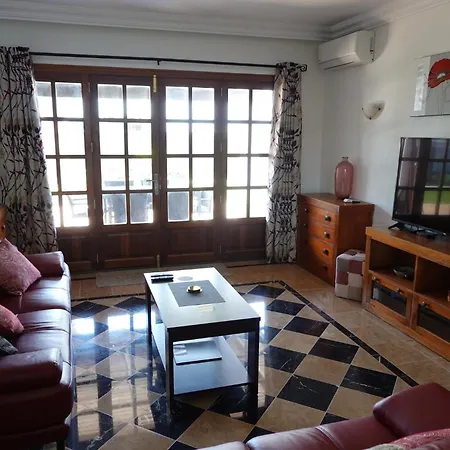 Endearing Lanzarote Dorada 3 Bedrooms Private Pool * Коста Бланка