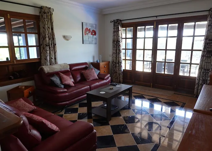 Villa Endearing Lanzarote Dorada 3 Bedrooms Private Pool *